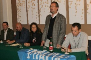 La presentazione dell'adesione