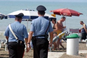 carabinieri_spiaggia