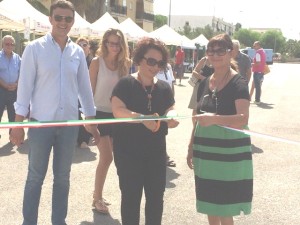 L'assessore Gasbarro al taglia del nastro