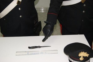 coltello_carabinieri1