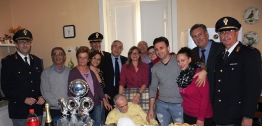 Questura e Comune di Siracusa festeggiano i 100 anni dell’appuntanto di PS in pensione Guerrino Pettirossi