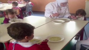 Rafida al lavoro all'Asilo Nido di Canicattini B.