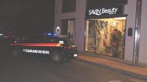 carabinieri_spaccata
