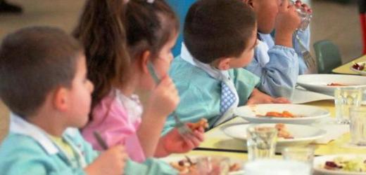 Siracusa, da lunedì si allargano servizi mensa scolastica e trasporto