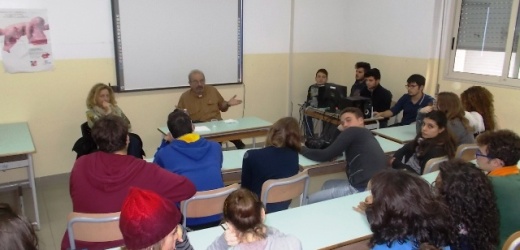 Il “racconto” al centro dell’incontro stamane del vignettista satirico Vauro con gli studenti del Liceo di Canicattini Bagni