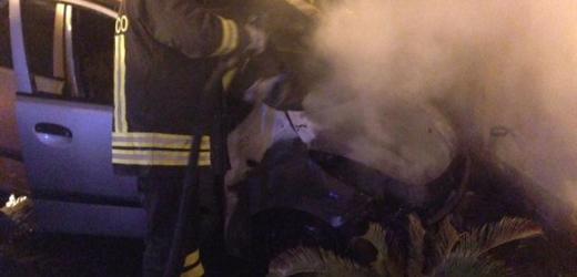 Noto, tre denunce per abusivismo edilizio e intervento della Polizia per l’incendio di una Fiesta