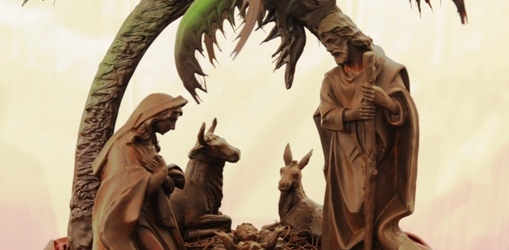 Un presepe in cioccolato di Modica in mostra nella cattedrale di Noto in beneficenza per la diocesi di Butembo – Beni
