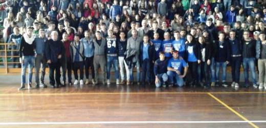Giornata “scolastica” per Mascara e i compagni di squadra in visita in due scuole della città