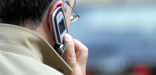 La tempesta di telefonate tentando di estorcerle 100 euro al mese, denunciato un 51enne siracusano