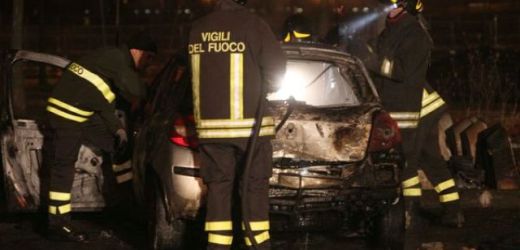In fiamme a Siracusa due auto in via Cassia e via De Amicis, in quest’ultimo caso l’incendio sarebbe doloso