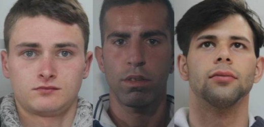 Fermati tre giovani, avrebbero tentato di sfondare con una mazza la vetrina di un negozio ad Ortigia