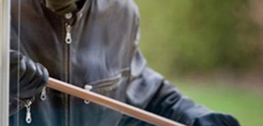 Cittadino dello Sri Lanka aggredito e pestato con un bastone da due connazionali