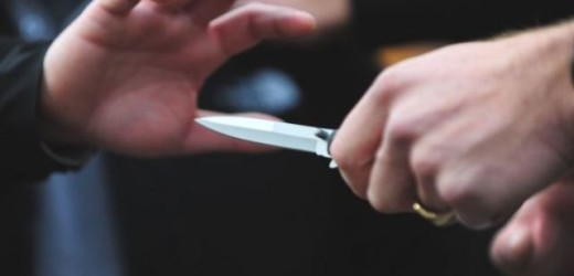 Una lite condominiale a Priolo sfocia in tentato omicidio, accoltellato un uomo, arrestato il suo aggressore