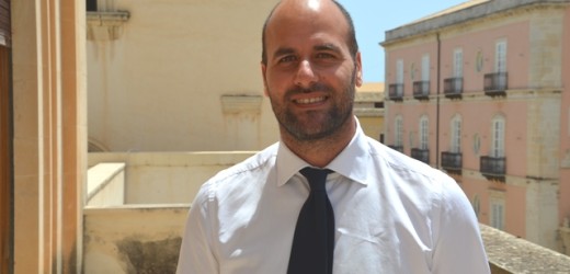 Immediata replica dell’assessore Scrofani a Castagnino e Vinciullo: “Rinvio determinato dalle nuove norme”