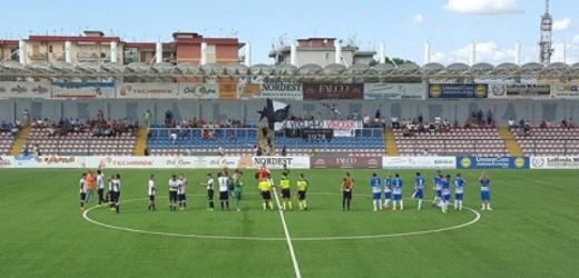 Inciampa ancora il Città di Siracusa, questa volta 3-2 contro la Frattese, e perde Mascara per infortunio