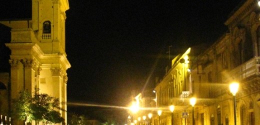 Canicattini, coppia litiga di notte e lei chiama i Carabinieri per riportare la calma e sedare gli animi