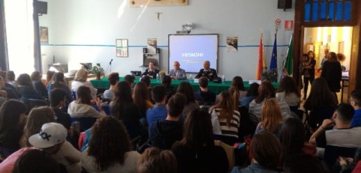 Incontro sui temi della legalità del comandante provinciale dei Carabinieri con gli studenti del “Rizza” di Siracusa