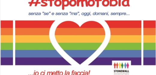 Il 17 maggio un selfie per dire #stopomofobia! Stonewall lancia la nuova campagna fotografica