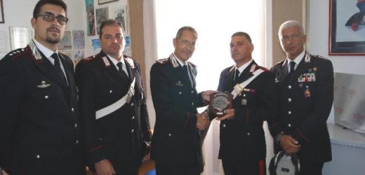 Visita del comandante interregionale dei Carabinieri, generale Ghiselli, alla stazione dell’Arma di Testa dell’Acqua