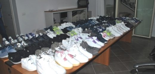 Donate dalla Polizia di Avola 90 paia di scarpe, frutto di sequestro, alle famiglie bisognose tramite le parrocchie