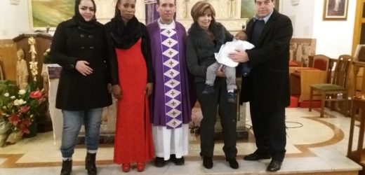 Integrazione e comunità, due coniugi canicattinesi tengono a battesimo il piccolo migrante nigeriano dello Sprar “Obioma”
