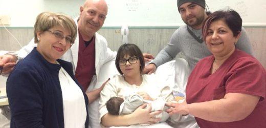 La prima nata del 2017 nel siracusano è Alice. Il lieto evento all’ospedale “Trigona” di Noto