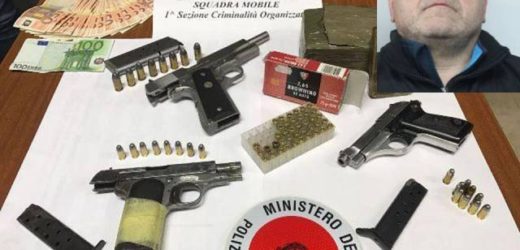 Solarino, sospettato di essere vicino ai clan viene trovato con 3 pistole un kg di hashish e denaro contante, arrestato 53enne