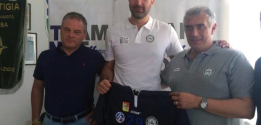Il pivot cileno Oneto Zuniga nelle fila della Teamnetwork Albatro di pallamano