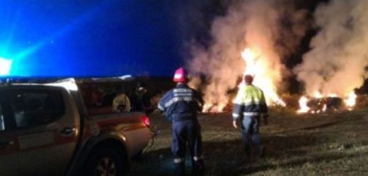 Notte di fuoco nelle campagne attorno Canicattini, impegnativi interventi dei Vigili del Fuoco e del Gruppo di Protezione Civile